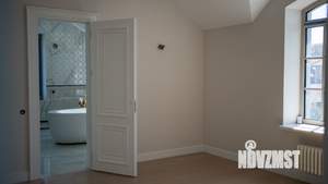 Коттедж 800м², 3-этажный, участок 15 сот.  