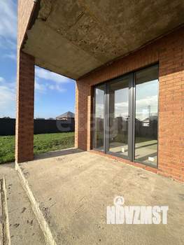 Дом 180м&sup2;, 2-этажный, участок 6 сот.  