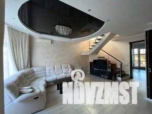 Дом 120м², 2-этажный, участок 2 сот.  