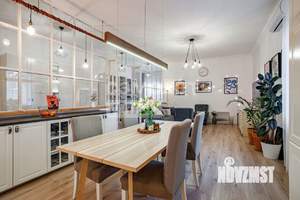 Дом 280м², 2-этажный, участок 8 сот.  