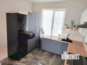 Дом 100м², 2-этажный, участок 3 сот.  