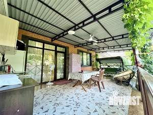 Дом 135м&sup2;, 2-этажный, участок 4 сот.  