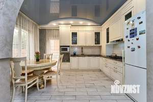 Дом 126м&sup2;, 2-этажный, участок 2 сот.  