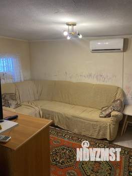 Дом 30м², 2-этажный, участок 6 сот.  