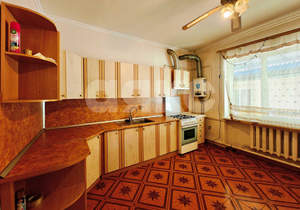 Дом 200м², 2-этажный, участок 10 сот.  