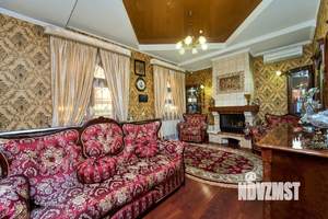 Дом 220м&sup2;, 2-этажный, участок 21 сот.  