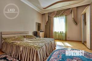 Дом 470м², 3-этажный, участок 9 сот.  