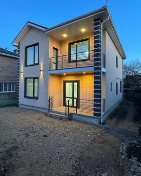 Дом 162м&sup2;, 2-этажный, участок 3 сот.  