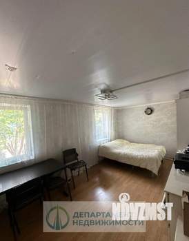 Дом 50м&sup2;, 2-этажный, участок 6 сот.  