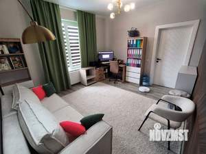 Дом 110м&sup2;, 1-этажный, участок 6 сот.  