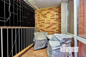 Дом 212м&sup2;, 2-этажный, участок 12 сот.  