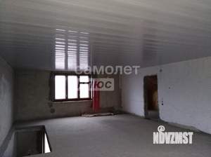 Дом 330м&sup2;, 3-этажный, участок 6 сот.  