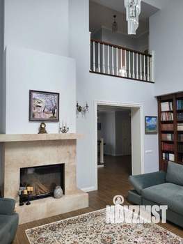 Коттедж 326м&sup2;, 3-этажный, участок 10 сот.  