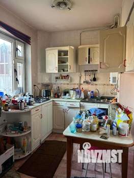 Дом 283м&sup2;, 3-этажный, участок 5 сот.  