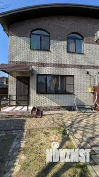 Таунхаус 127м&sup2;, 2-этажный, участок 3 сот.  