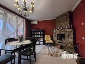 Дом 160м², 2-этажный, участок 10 сот.  