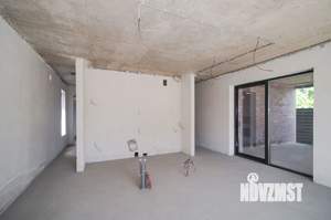 Дом 323м², 2-этажный, участок 6 сот.  