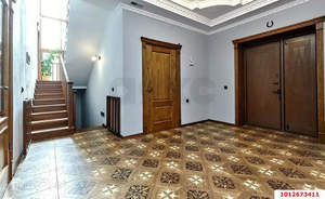 Дом 567м&sup2;, 3-этажный, участок 8 сот.  