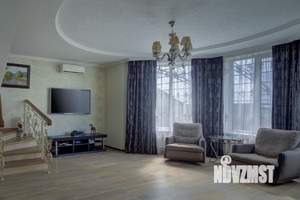 Дом 145м², 2-этажный, участок 5 сот.  