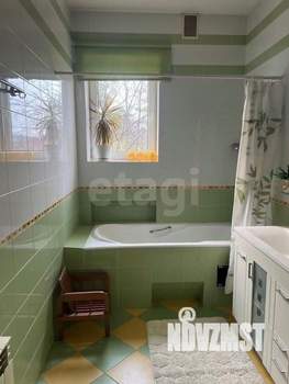 Дом 170м&sup2;, 2-этажный, участок 8 сот.  