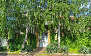 Дом 500м&sup2;, 2-этажный, участок 8 сот.  