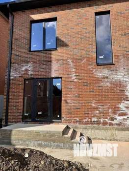 Дом 158м&sup2;, 2-этажный, участок 3 сот.  