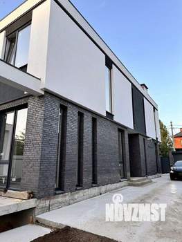 Дом 200м², 2-этажный, участок 5 сот.  