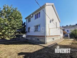 Дом 196м&sup2;, 2-этажный, участок 8 сот.  