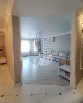 Дом 240м², 2-этажный, участок 4 сот.  