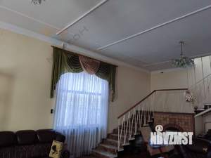 Дом 339м², 3-этажный, участок 6 сот.  