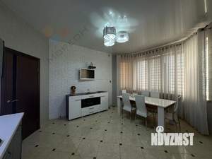 Дом 218м², 3-этажный, участок 5 сот.  