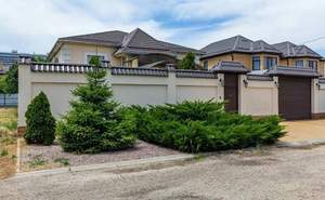 Дом 459м&sup2;, 2-этажный, участок 8 сот.  