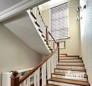 Дом 158м&sup2;, 2-этажный, участок 4 сот.  