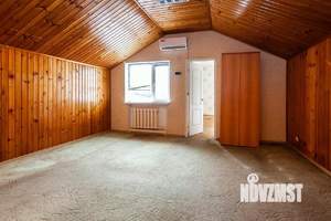 Дом 100м², 2-этажный, участок 1 сот.  