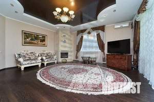 Дом 270м², 2-этажный, участок 9 сот.  