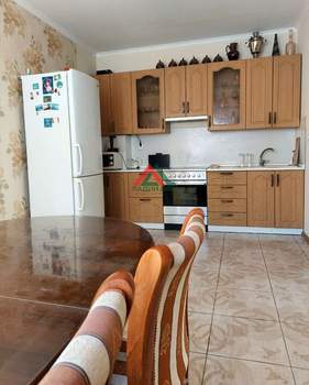 Дом 104м&sup2;, 2-этажный, участок 3 сот.  