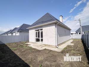 Дом 100м&sup2;, 2-этажный, участок 3 сот.  