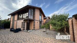 Дом 160м&sup2;, 2-этажный, участок 4 сот.  