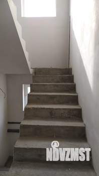 Дом 195м&sup2;, 2-этажный, участок 5 сот.  