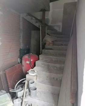 Дом 119м&sup2;, 2-этажный, участок 4 сот.  