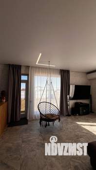 Дом 130м&sup2;, 1-этажный, участок 6 сот.  