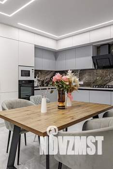 Дом 160м&sup2;, 2-этажный, участок 5 сот.  