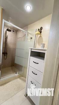 Дом 176м&sup2;, 2-этажный, участок 4 сот.  