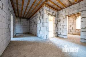 Дом 315м&sup2;, 2-этажный, участок 4 сот.  