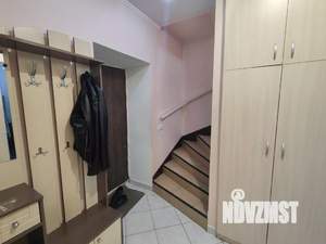 Дом 71м&sup2;, 2-этажный, участок 1 сот.  