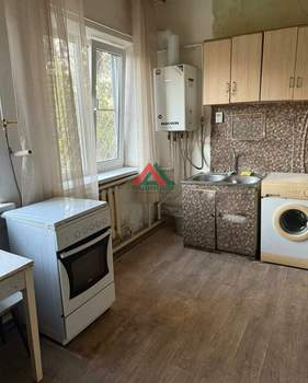 Дом 73м&sup2;, 2-этажный, участок 408 сот.  