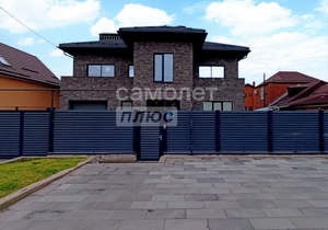 Дом 409м&sup2;, 2-этажный, участок 7 сот.  