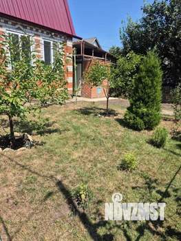 Дом 39м&sup2;, 2-этажный, участок 4 сот.  