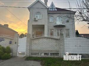 Дом 320м², 3-этажный, участок 8 сот.  