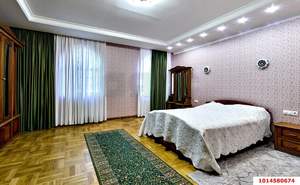 Дом 300м², 3-этажный, участок 7 сот.  
